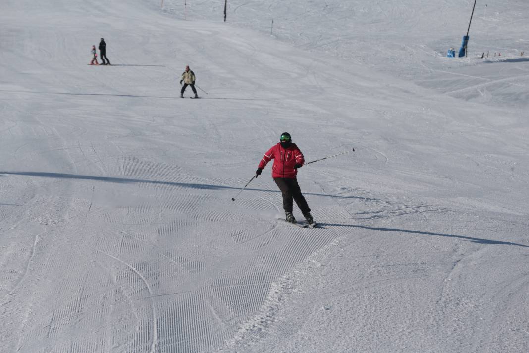 Kayak merkezlerinde kar kalınlığında Kartalkaya zirvede 5